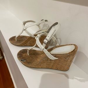 Gianni Bini Wedge Sandal Size 10 Take-In Style White